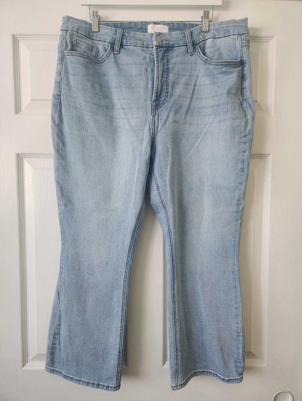 Jen7 Light Wash Crop Jeans - Women's 18